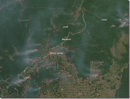 Imagem de satélite mostra incêndios perto do Rio Madeira (Foto: Aqua/NASA)