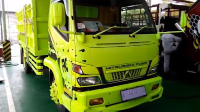 Koleksi Cutting Sticker Mobil Truck Terbaru