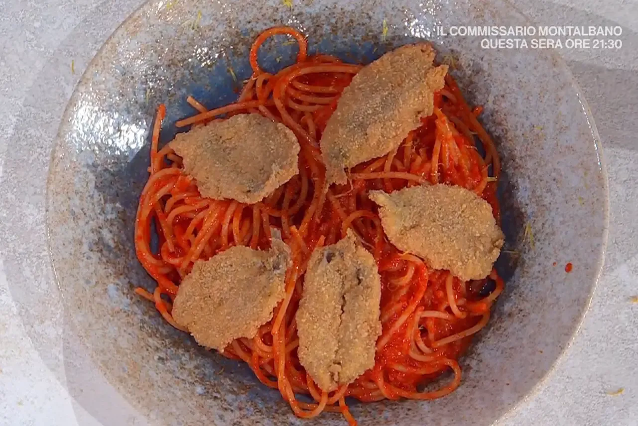 Spaghetti con crema di peperone alla vaniglia