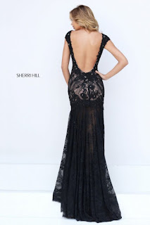 rochie-din-dantela-sherri-hill-9