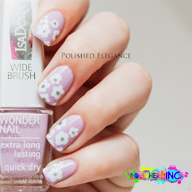 Simple flowers nail art design manicure