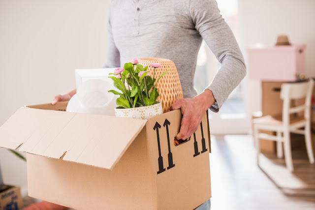  Most people are as well as therefore worried almost the motility itself that they forget the essential things th Planning on moving? Here's Who You Need To Notify