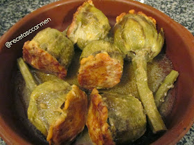 http://recetascasacarmen.blogspot.com.es/2014/01/alcachofas-rellenas.html