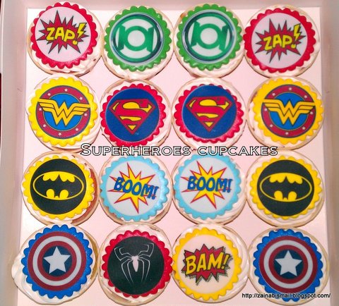 Captain America cake and Superheroes cupcakes