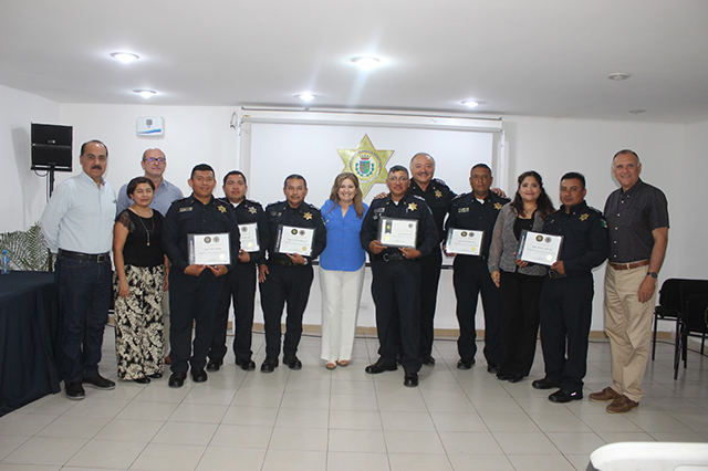 Municipales participan en el curso “Policía de Investigación”