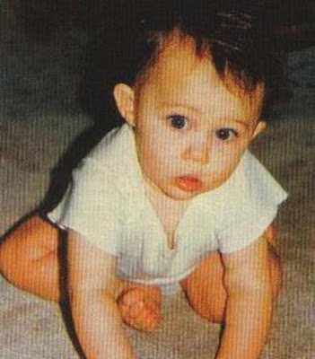 miley cyrus mini biography and childhood pictures