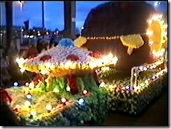 2000.12.06-010