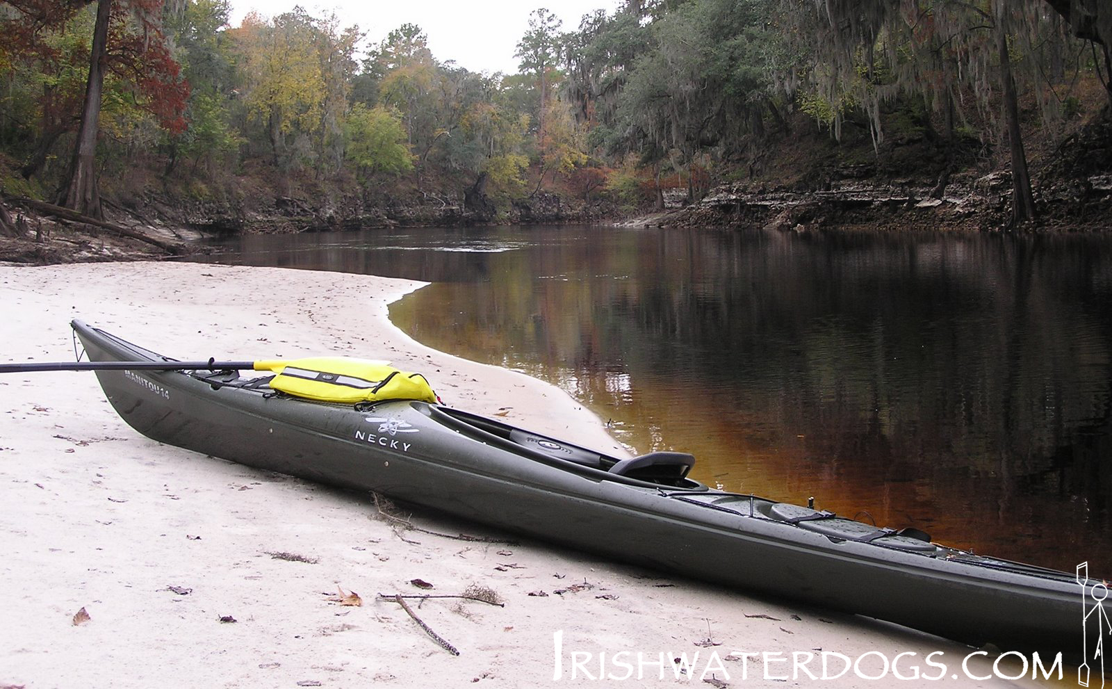 Kayaking Florida. Camping Florida. Suwannee River kayak-camping 