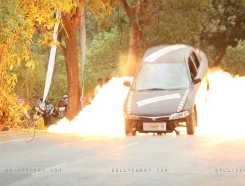 Khatron Ke Khiladi Level 4 Wallpapers : Akshay Host Serial Fear Factor KKK 4 at Colors