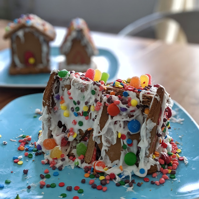 Family christmas Family christmas gingerbread house making