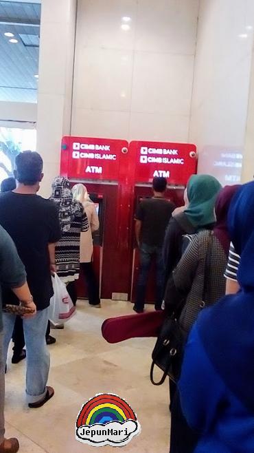 Line Debit Card yang macam hampeh di Sogo, KL