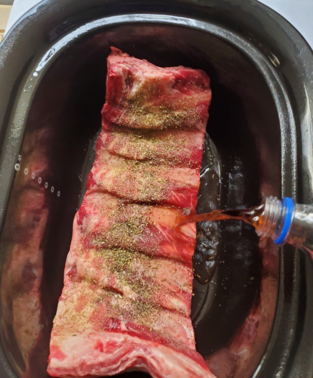 seasoned beef ribs in the a 7 quart slow cooker