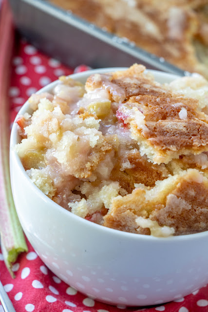 Hot Eats and Cool Reads: Baked Sticky Rhubarb Pudding Recipe
