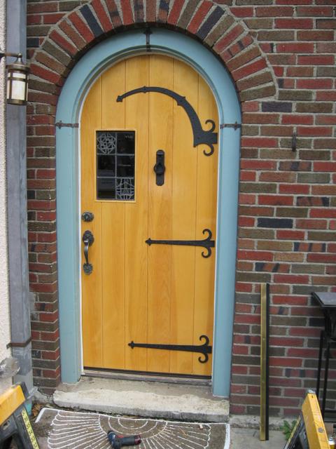 large front door images Big Round Front Doors | 480 x 640