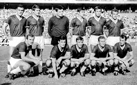 GNK DINAMO DE ZAGREB - Zagreb, Croacia, Yugoslavia - Temporada 1967-68 - Ramljak, Zambata, Skoric, Gracanin, Blaskovic y Piric; Belin, Rora, Cercek, Brncic y Gucmirtl