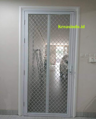  Model Pintu Expanda atau Pintu Kawat Nyamuk Aluminium 