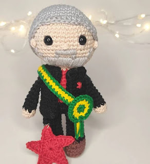 PATRON GRATIS PRESIDENTE LUNINHA AMIGURUMI 55831