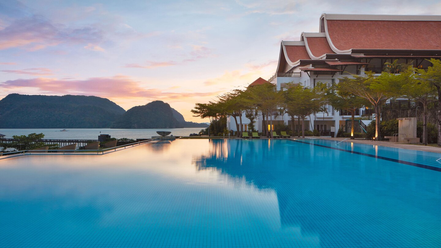 best hotel in langkawi with private pool, langkawi hotel near beach, langkawi resort, langkawi hotel 5-star,langkawi resort, top 10 langkawi hotel,