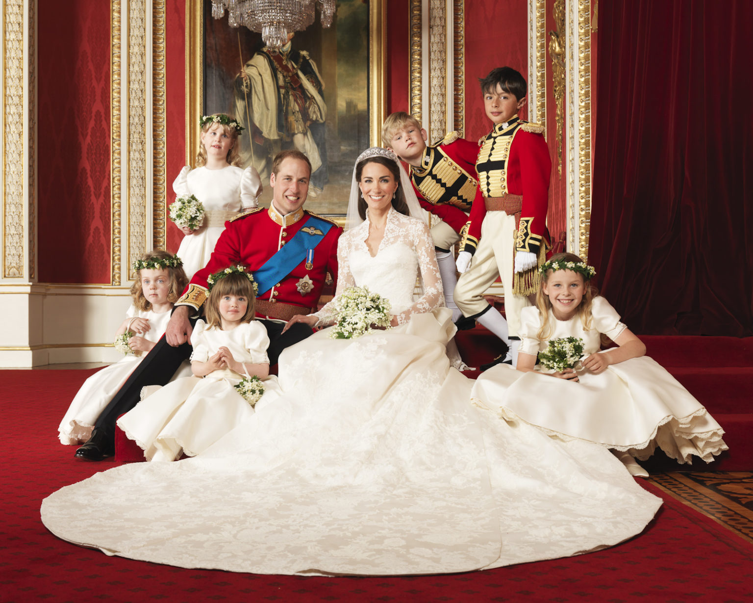 Official Wedding picture of The Duke and Duchess of Cambridge's wedding