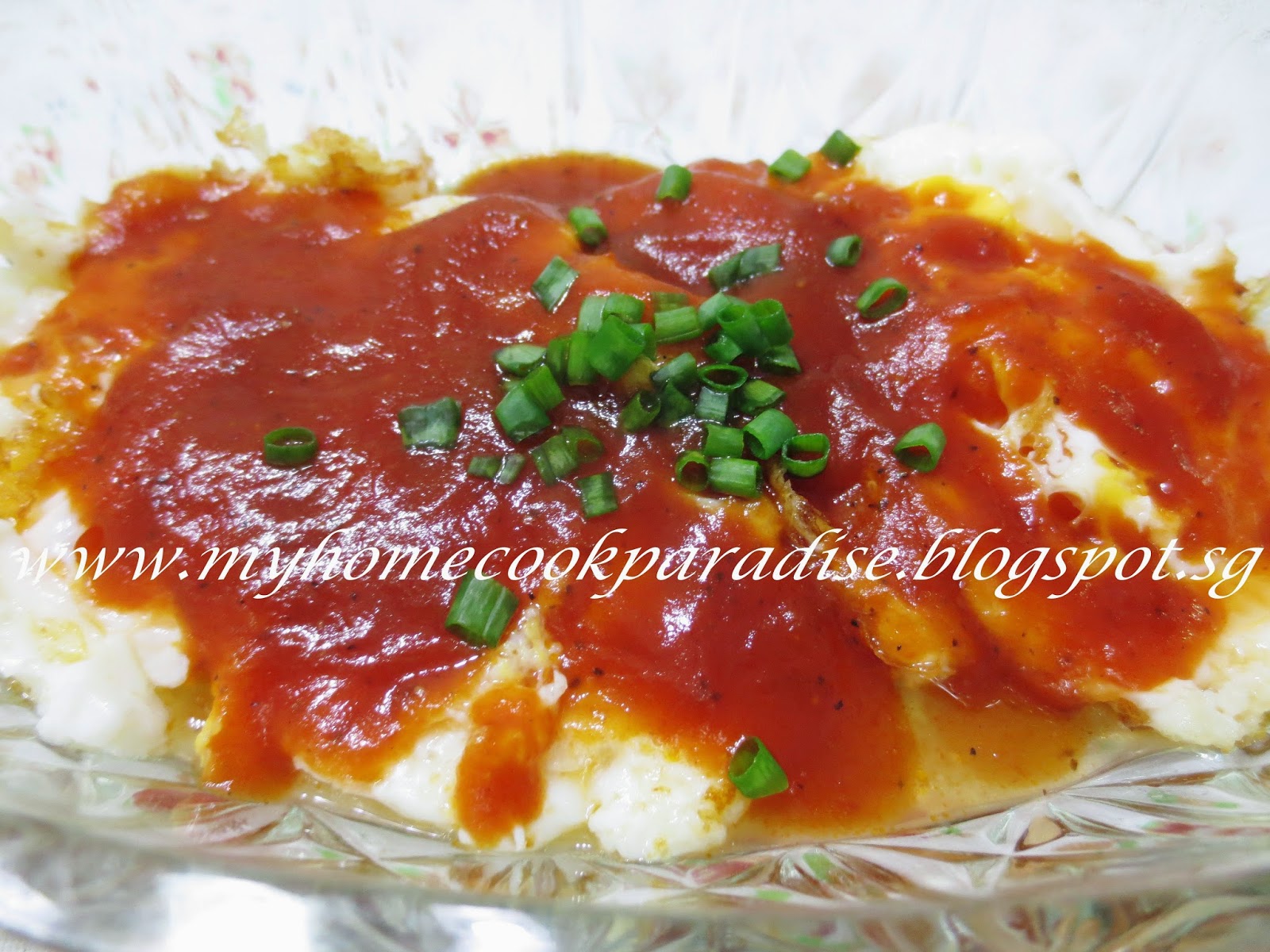 http://myhomecookparadise.blogspot.sg/2014/06/fried-eggs-with-tomato-ketchup-09-jun-14.html