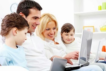 Happy-Family-with-Laptops-WEB