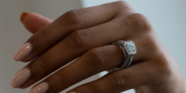 buy engagement rings online