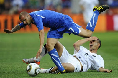 funny soccer pictures