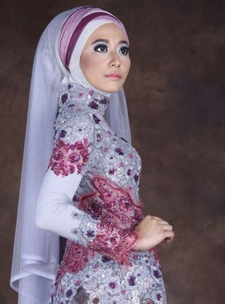 21 Trend Model Baju  Kebaya  Wisuda Muslim Hijabers Terbaru 
