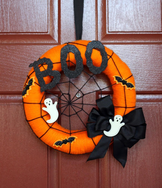 2012 Halloween Wreaths, Ghosts, Trees and Door Decor