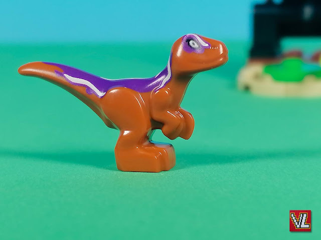Set LEGO® Jurassic World Magazine Gift 122326 Raptor (Raptor com Armadilha)