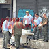ΑΙΣΧΟΣ! Δημοτικοί αστυνομικοί κατάσχεσαν πάγκο μικροπωλητή στο Μοναστηράκι...