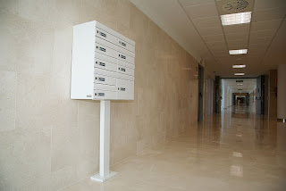 Bank of Arregui’s Milenio mailboxes H4501