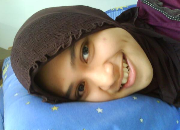 [anastasya_jilbab_sexy_01.jpg]