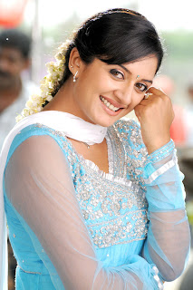 Actess Vimala Raman photo