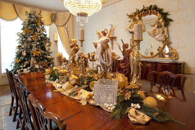 Decorate Your Home with Elegant Christmas Decorations