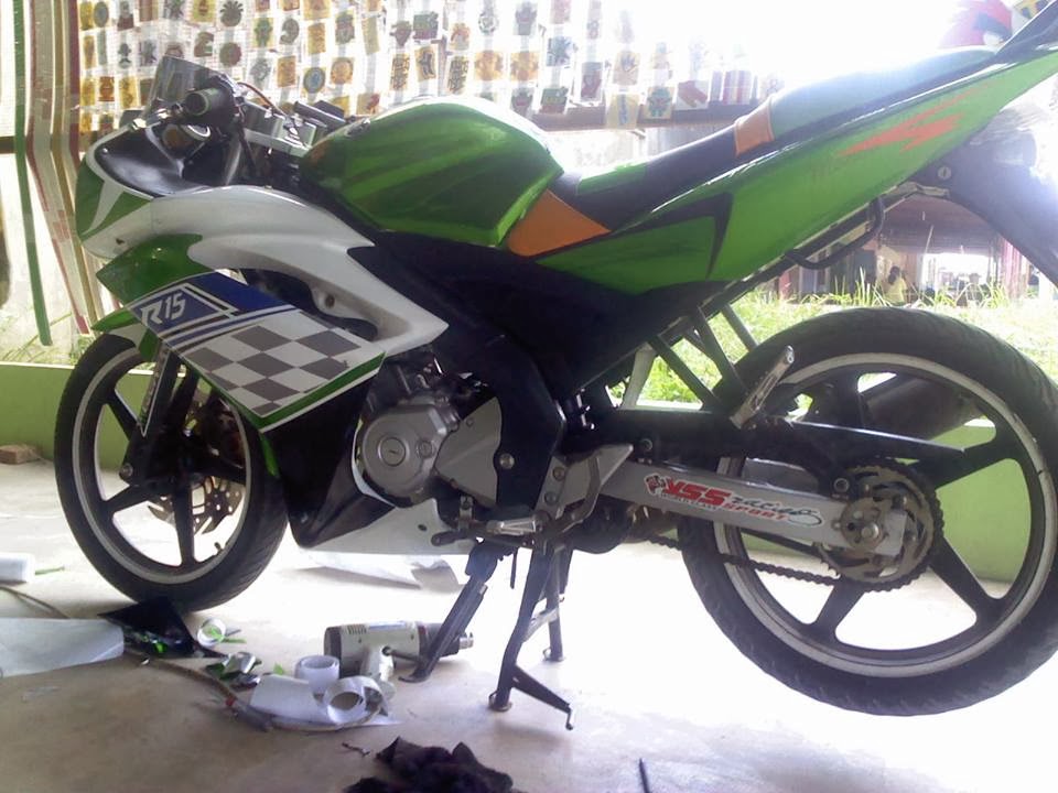 Modifikasi yamaha vixion warna hijau full fairing 