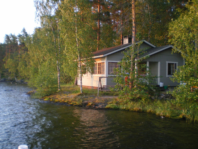 Summer cottage by lake Päijänne 