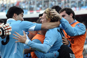 Uruguay Vs Paraguay 3-0