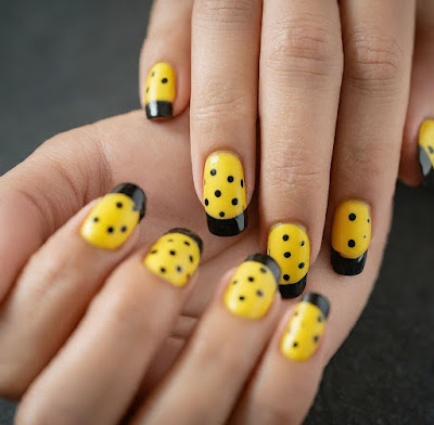 30 PLUS SUMMER NAIL DESIGNS