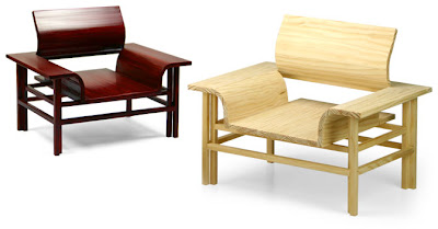 Sillón de madera de diseño moderno