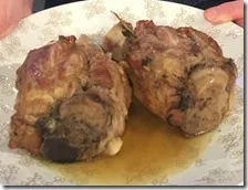 Stinchi di maiale al forno con insalatina di radicchio