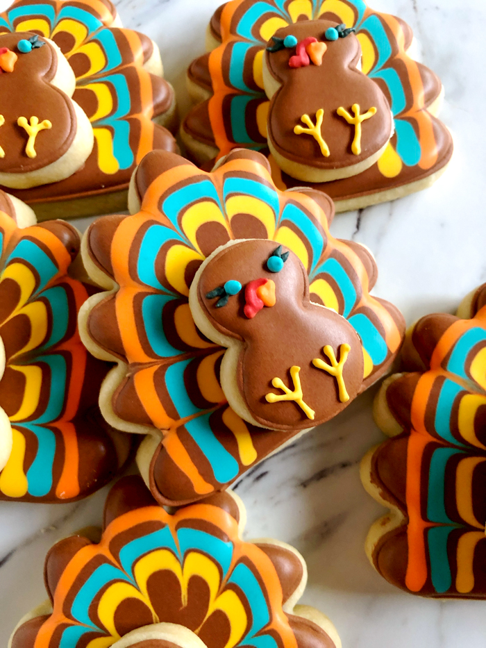 whimsical decorated turkey cookies