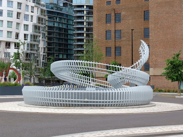 Battersea Roundabout Sculpture by WEA architects, Circus Road East / Pump House Lane, Nine Elms, Battersea, Wandsworth, London