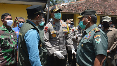 Pangdam III/Siliwangi Bersama Gubernur Dan Kapolda Jabar Kunjungi Lokasi Banjir Kabupaten Bandung