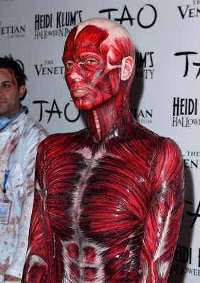 Heidi Klum's Helloween Costume 2011-4