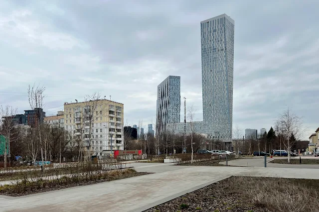 Мосфильмовская улица, жилой дом 1963 года постройки, жилой комплекс «Дом на Мосфильмовской»