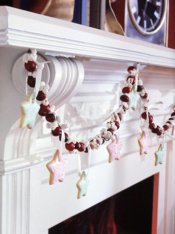 Photo CreditPopcorn garland from A Very Country Christmas 
