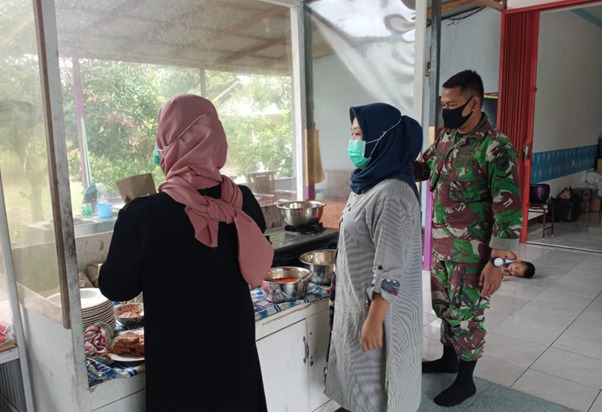 Berkat TMMD Ke-111 Kodim 1207/Pontianak, Berkah Buat Ibu Halijah Penjual Warung Nasi