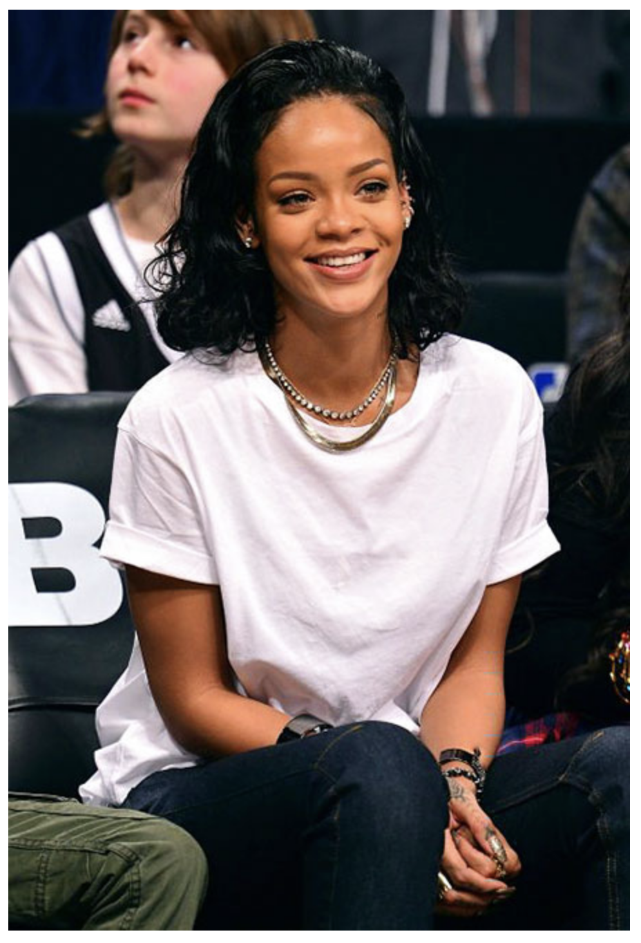 rihanna short haircuts 2023