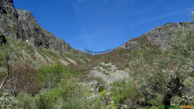 Ruta circular al Pico Mostellar y Lagos desde Burbia en León